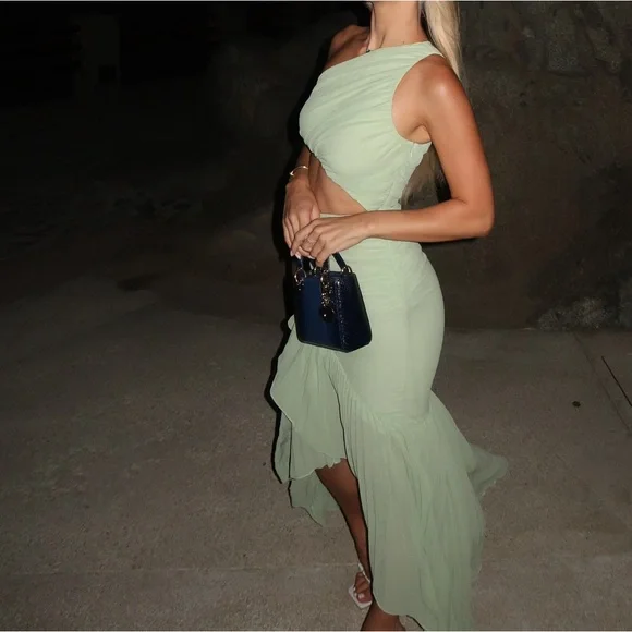 Michael Costello High Low dress in Light Green - Picture 3 of 4